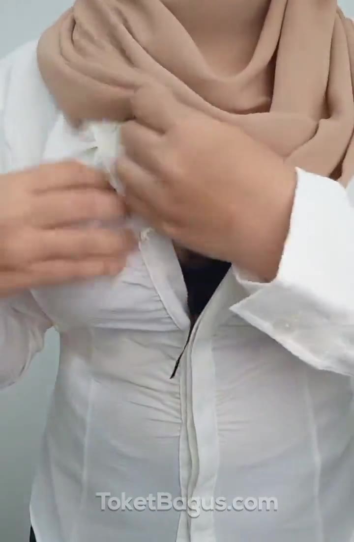 Jilbab Pamer Belahan Toket Sotwe Stw Malam Bebasindo Bochiel Folder Tele Viral