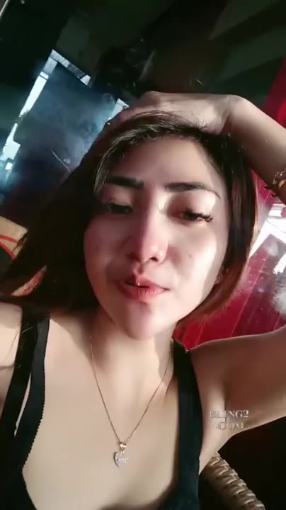 Omek di tempat fitnes - PoopHD