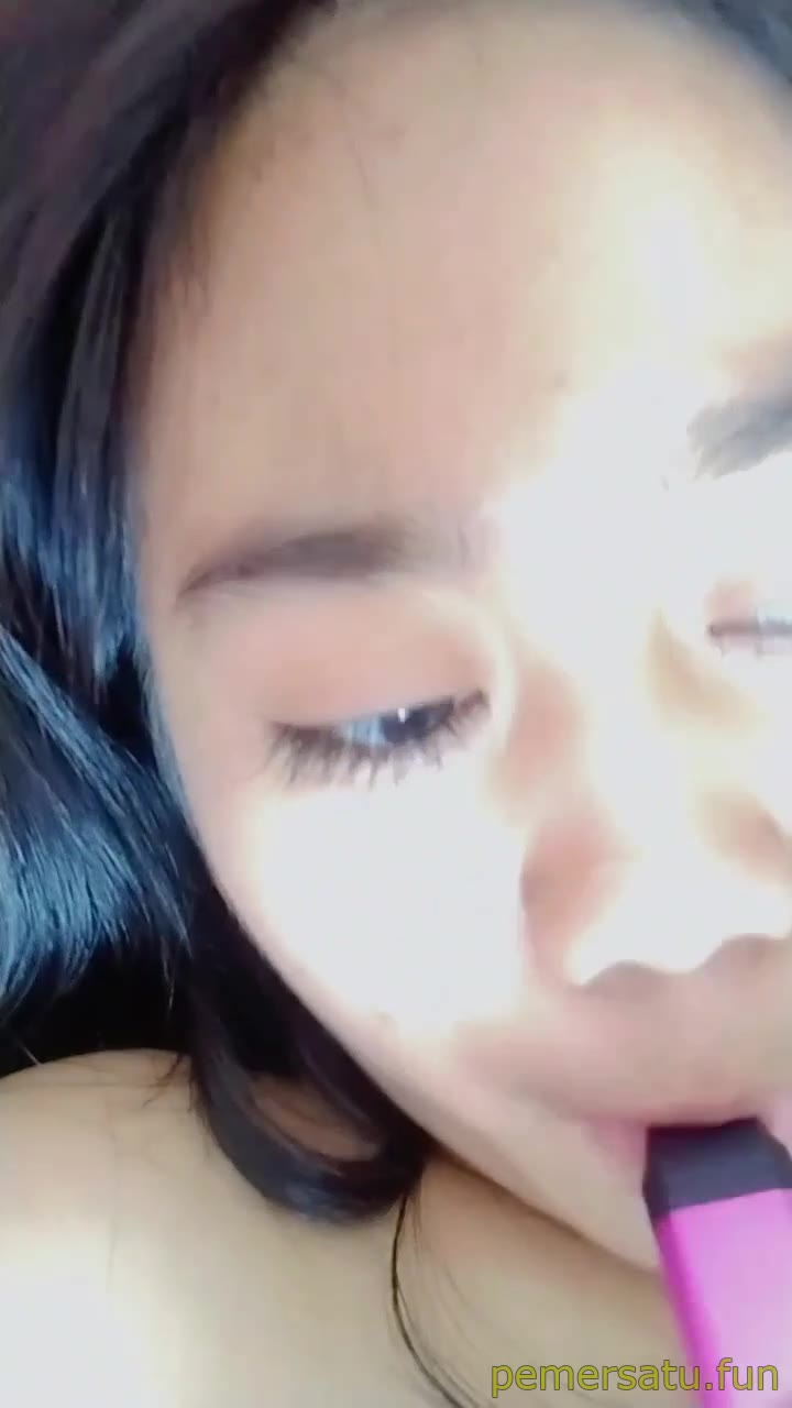 Elia ABG 18yo Kacamata Lugu Imut Bugil Colok Memek Becek (60) - ufvoyqo4oj9c - Bokep Indo - porno.bokepindo.com.co