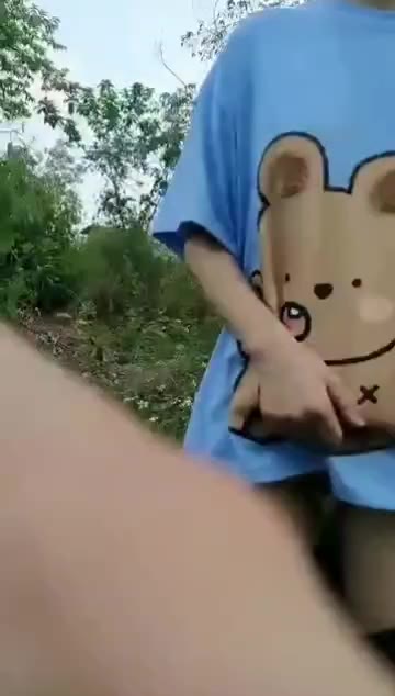 ngewe di hutan bareng doi sambil direkam temen 1 -  Original - jykvas34smt9 - Bokep Indo - porno.bokepindo.com.co