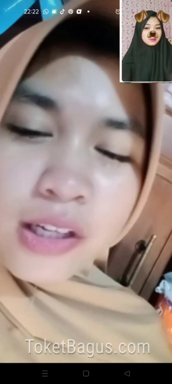 Hijab vcs bugil disebar mantan