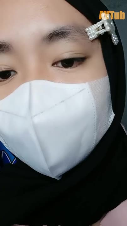 Dhynn Ukhti Pamer Susu Uting Coklat