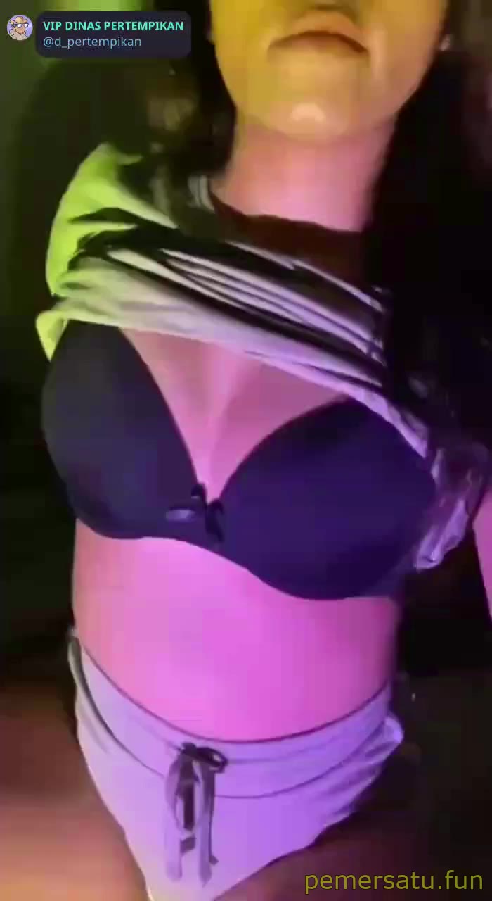 yang viral mahasiswi jual konten tersebar gratis di pemersatudotfun (16) - ljhbjxqmd8nf - Bokep Indo - porno.bokepindo.com.co