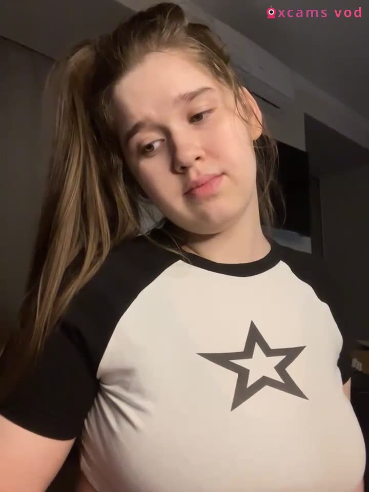 HornyGirlH camshow