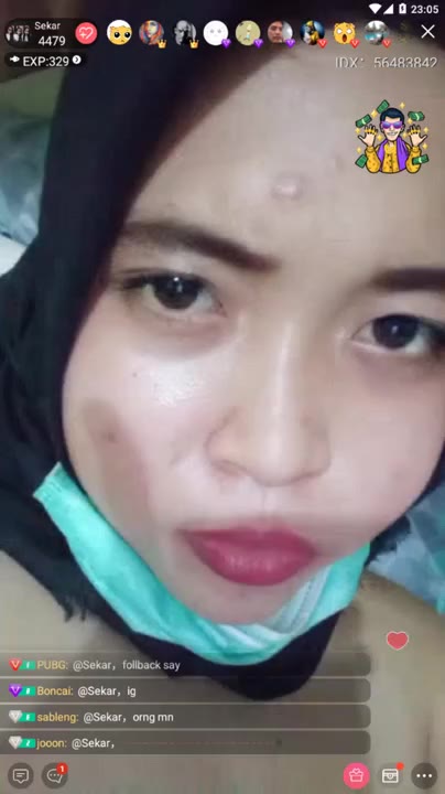 Sekar Ukhty Jilbab Hitam Pamerin Meki Tembemnya