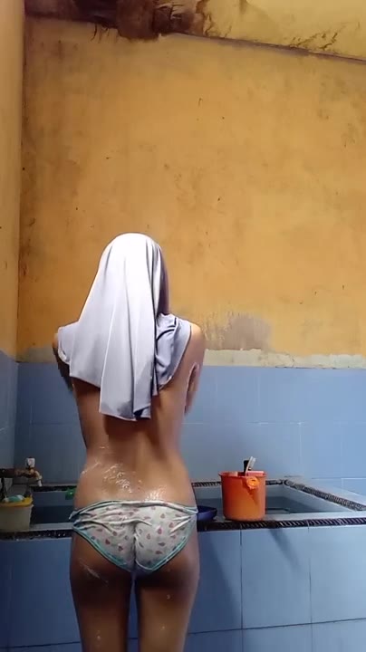 hijab cosplay mandi - DoodStream - DoodStream - wpueereercbb - Bokep Indo - porno.bokepindo.com.co