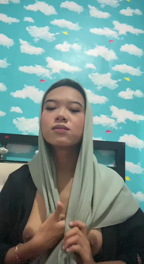 Ganis Hijab Tele 6