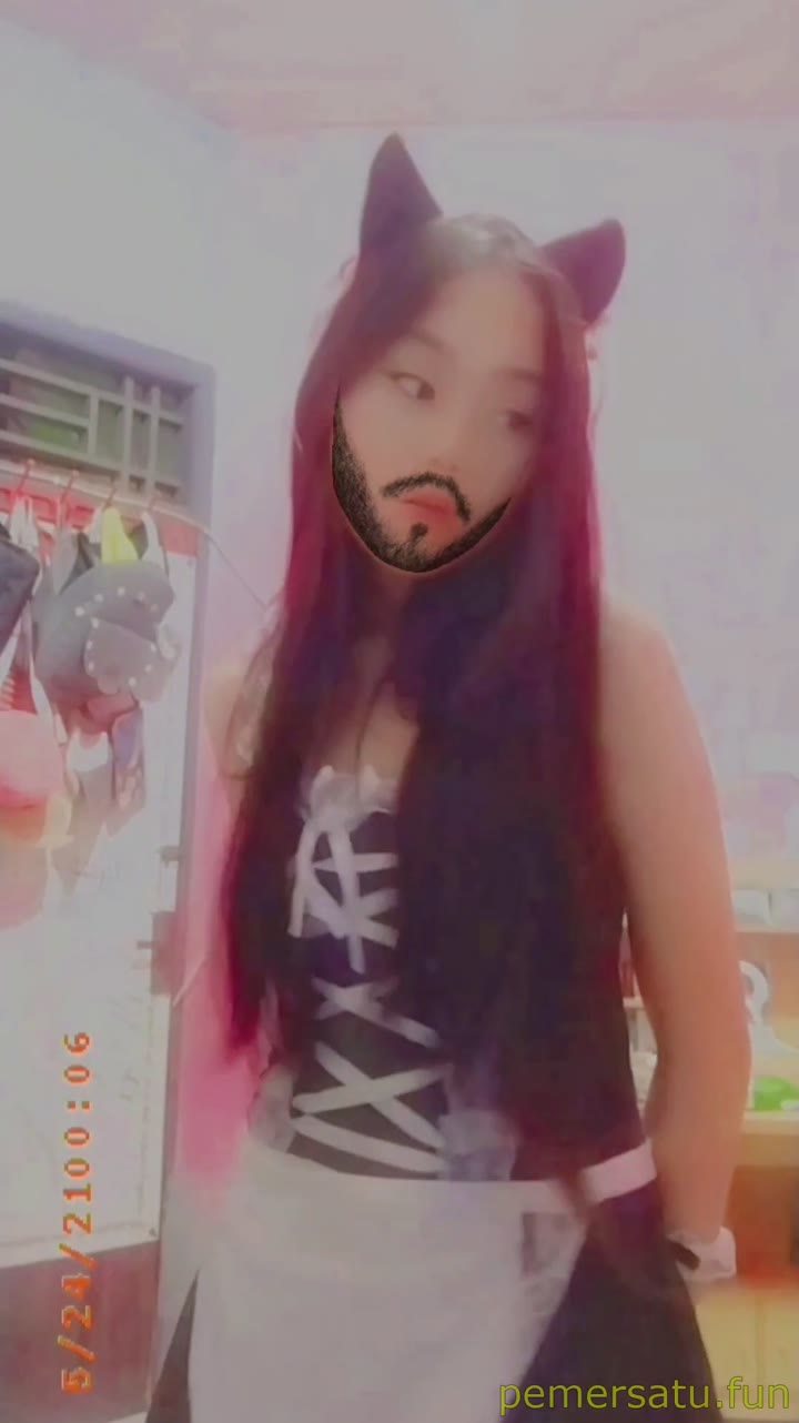 Watch abg lugu berkacamata bernama Cindy yang viral di tiktok (45) - Bokep Indo - doooood.co
