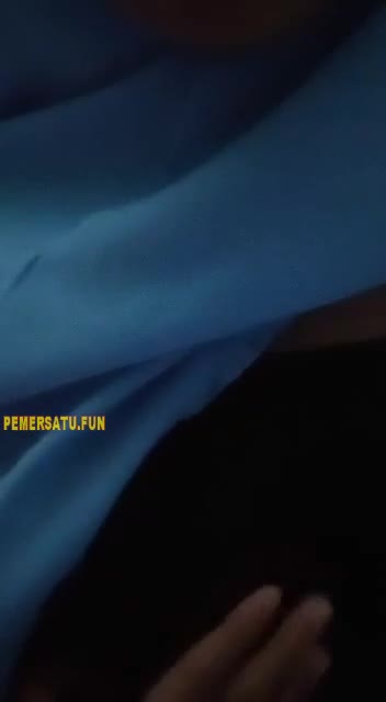 jilbab imut kacamata nafsuan omek pakai botol (new) - g8icpp6qug9m - Bokep Indo - porno.bokepindo.com.co