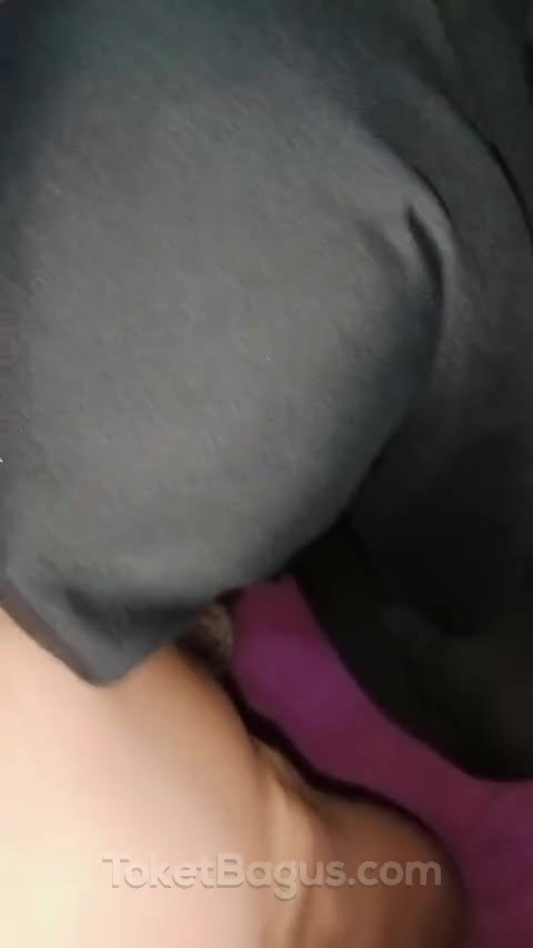Doggy jilbab cakep pantat semok ...