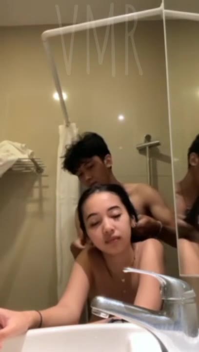 Miss S Ngewe Ditoilet Ruang Bokep Doodstream bokepsin
