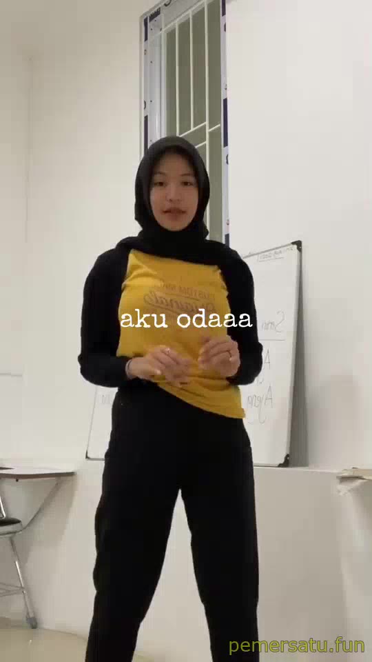 jilbab tiktoker viral telanjang susu gede (1) - 1a1jwzgym130 - Bokep Indo - porno.bokepindo.com.co
