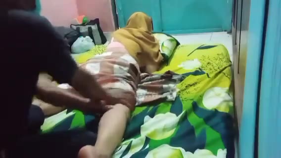 Watch Pijat Mbah Maryono Dapet Pasien Ibu Lurah, Si Mbah Grogi, Sampe Salah Pegang - Bokep Indo - doooood.co