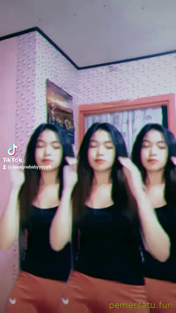 tiktoker viral colmek mandi dientot pacar (50) - zfk7bzrolvdq - Bokep Indo - doooood.co