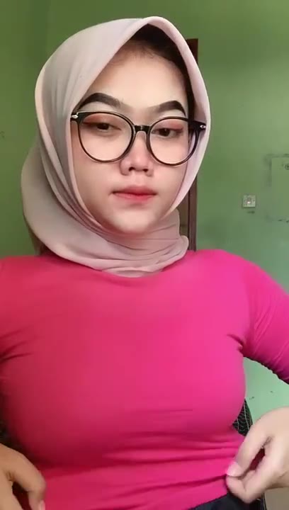 Akira Hajime Seleb Tiktok Blunder Hijab Downloader Malam Twitter Website Telegram Bokep dood