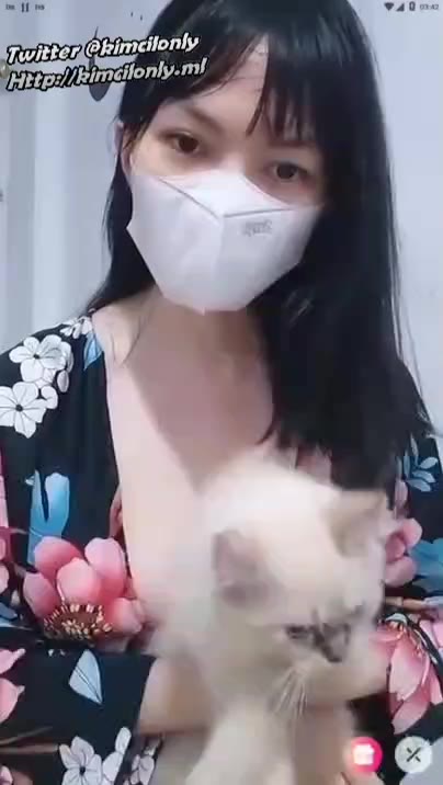 Cewe bening mainan dildo Part2