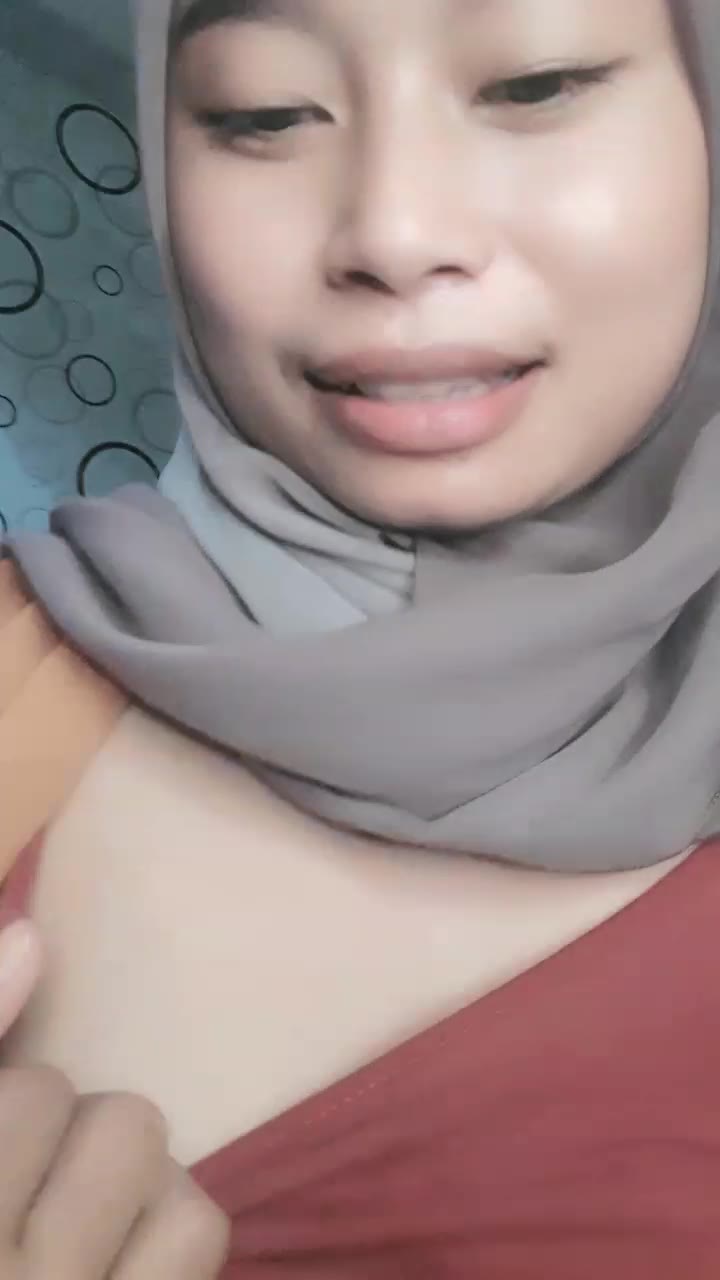 Donita Hijabers Pap Toket Mungil
