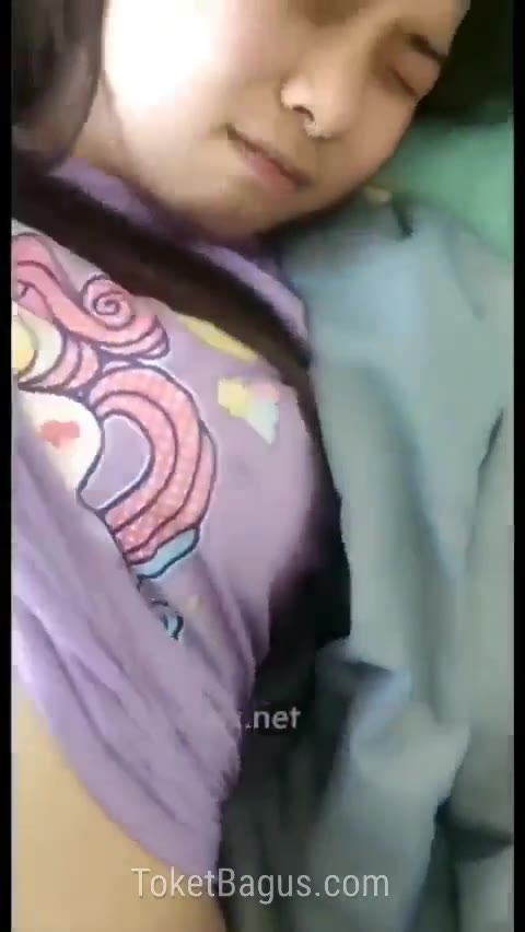 Nangis di entot ayah sendiri crot d ...