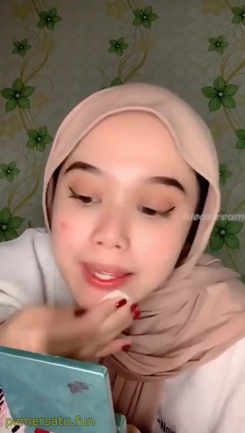 jilbab yang viral (1) - 6swggkaisi6h - Bokep Indo - porno.bokepindo.com.co