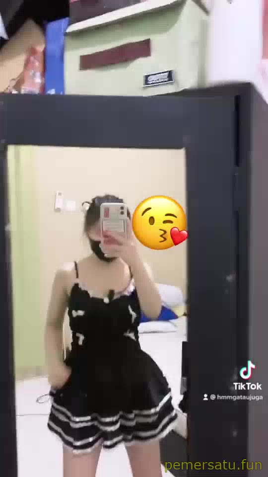 Tata maunya memeknya di colok colok kontol (42) - to0hb6apyfek - Bokep Indo - porno.bokepindo.com.co