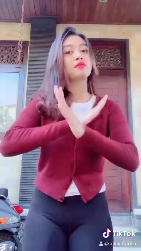 SRI AYU TARISA GADIS BALI VIRAL PEMERSATU DOT FUN (1) - k1f1ow3ttal9 - Bokep Indo - porno.bokepindo.com.co