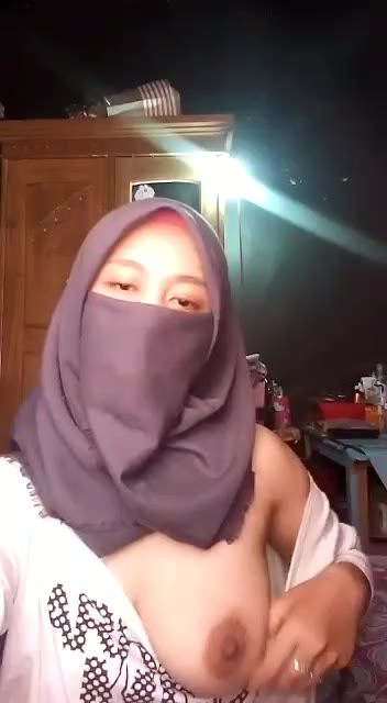 VID 20200519 192633 253 - c1y1bnvg4k6r - Bokep Indo - doooood.co