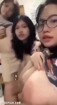 Bokep Trio Cewek Cantik Pamer Toge - BOKEPSIN - 487d05gg1f0t - Bokep Indo - indo.bokep22.com