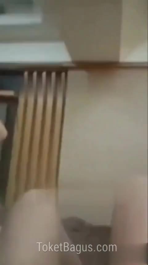 Tukang service tv hoki diajak ngent ...