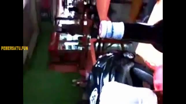 abg pamer belahan toket di restoran berani juga - bb4vt0u7p72f - Bokep Indo - porno.bokepindo.com.co
