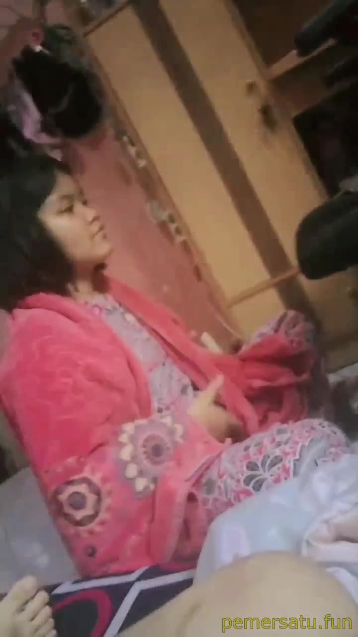 Elia ABG 18yo Kacamata Lugu Imut Bugil Colok Memek Becek (58) - bqjutk01lve3 - Bokep Indo - porno.bokepindo.com.co