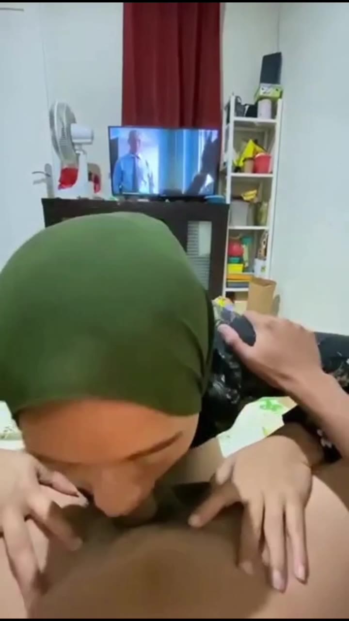 02:08 889 Viral hijab rara 4 qs7qxgvup761