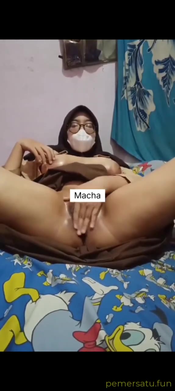 Watch jilbab pramuka kacamata colmek - Bokep Indo - indo.bokep22.com