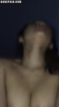 Temen Kost Lila Irwan Nyepong Lanjut Ngewe WOT - DoodStream