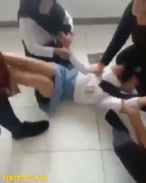 dimainin temen temen di kelas - 1lkf64alk3vp - Bokep Indo - porno.bokepindo.com.co