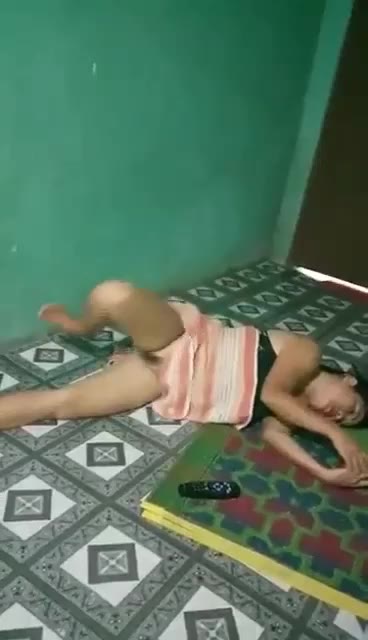 Bokep Kelakuan binor tabte dirumah nggak sadar nggak pake daleman maen hp-merged-1683116225360 - hdjnud0hoowe - Bokep Indo - porno.bokepindo.com.co