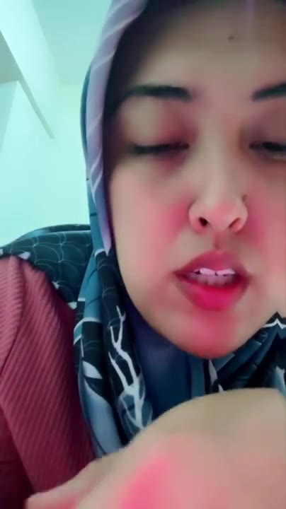 Sha Jilboobs Ganti Busana Kutangan Doang