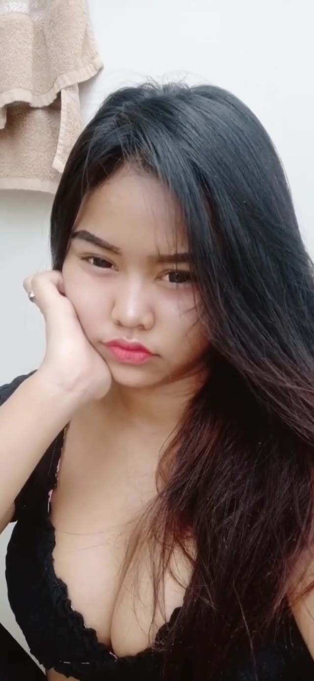 3some MENGGILA: Dua Cewek Liar Gebug Kontol Gue Sampai Crott Beruntun!