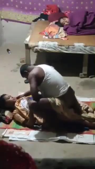 Lagi ngewe anak sendiri eh adeknya bangun - 5bolid0sgk81 - Bokep Indo - porno.bokepindo.com.co