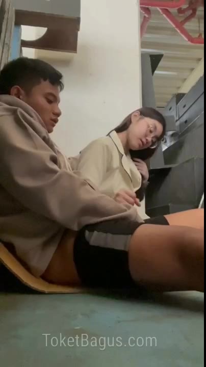 Viral Nyepong Di Sekolah Simontok Doodstream Update Streaming Simintok Videos Bochiel Bokep dood