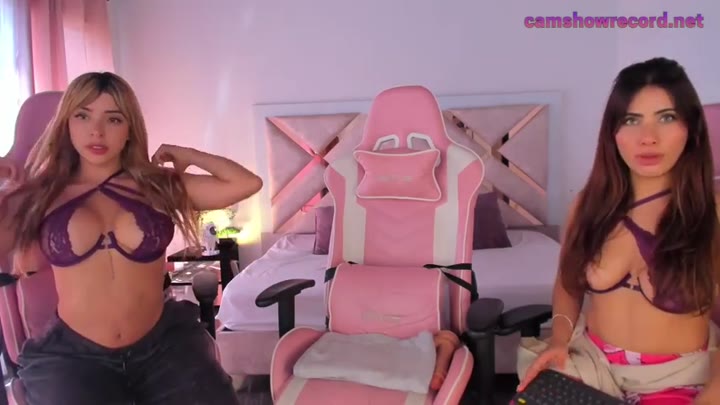 threesome_dolls 1