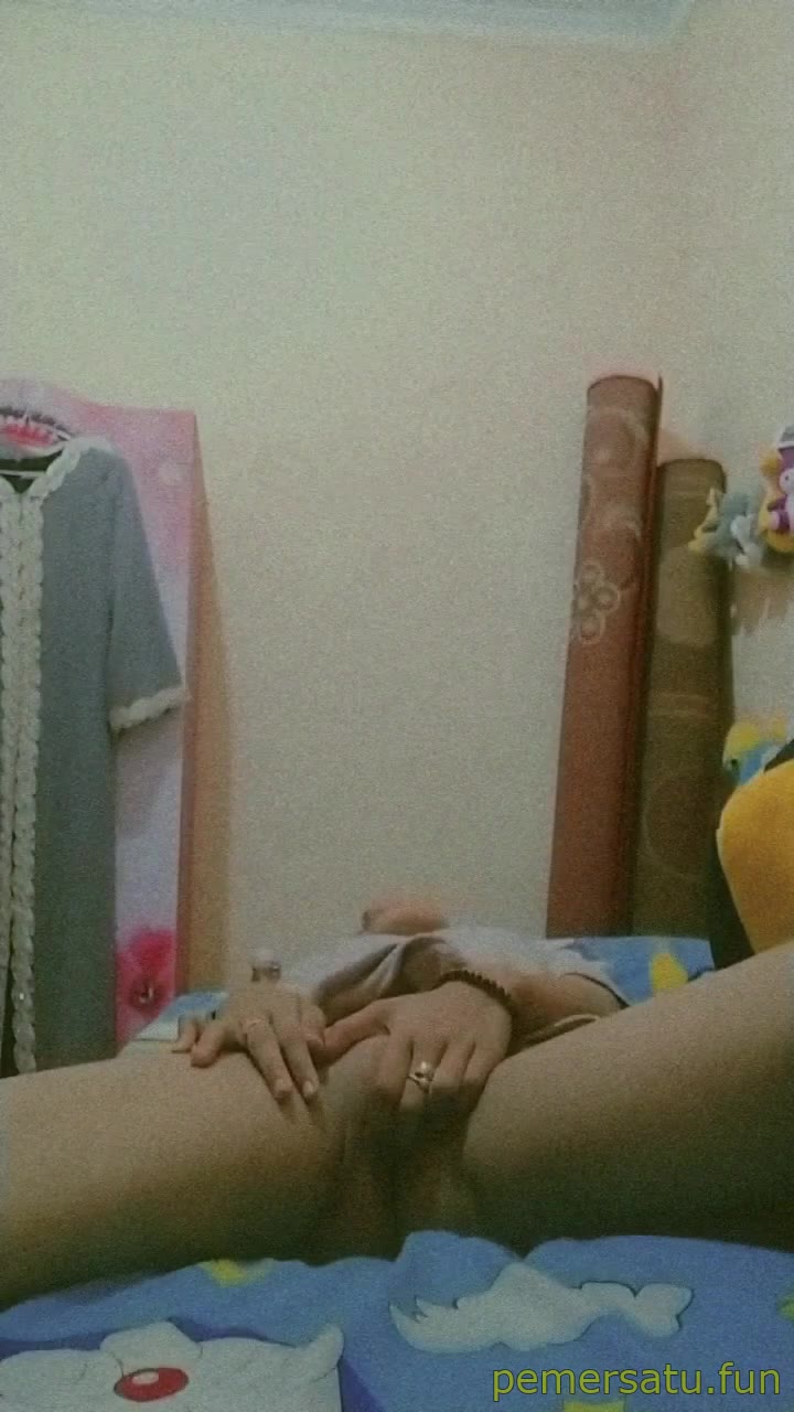 abg jilbab 18yo bikin konten demi 75k (7) - fq1tu9uid3b4 - Bokep Indo - porno.bokepindo.com.co