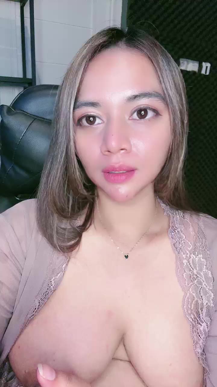 Caselly 2 - jmgrc4rb6bnb - Bokep Indo - porno.bokepindo.com.co