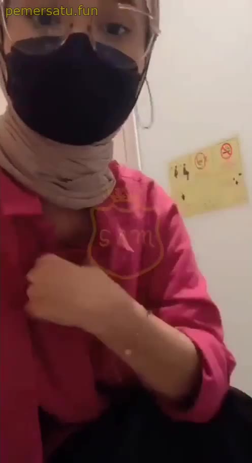 jilbab kacamata di kamar mandi spil harta karun (1) - g8kiz5aa8aos - Bokep Indo - porno.bokepindo.com.co
