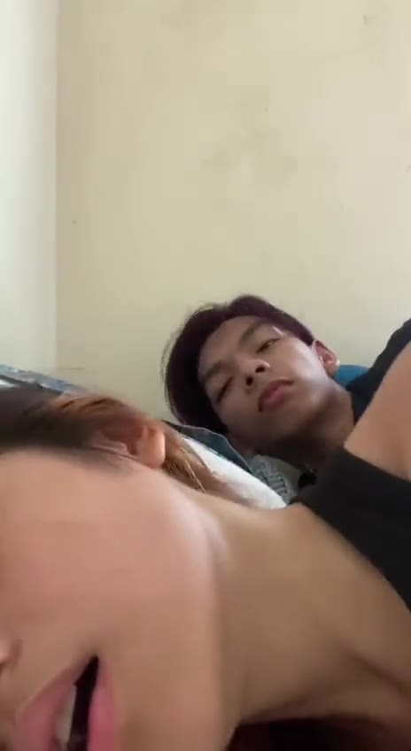 Mendesah Keenakan -x @xkrim - x7luvs22a4r7 - Bokep Indo - porno.bokepindo.com.co
