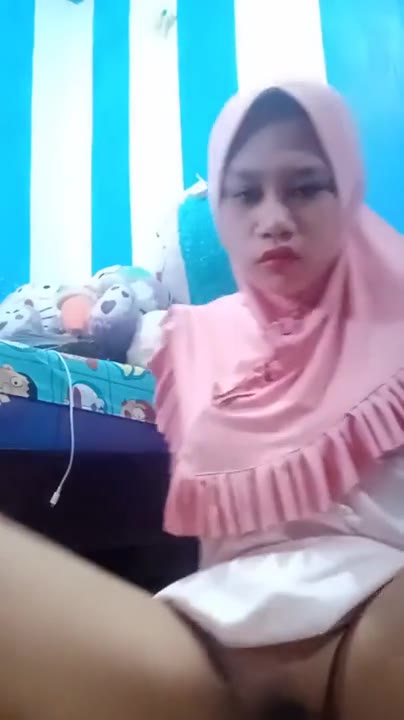 Cewek Desa Hijab Narsis Colmek Di Kamar - - 08rcqpbmgn68 - Bokep Indo - porno.bokepindo.com.co
