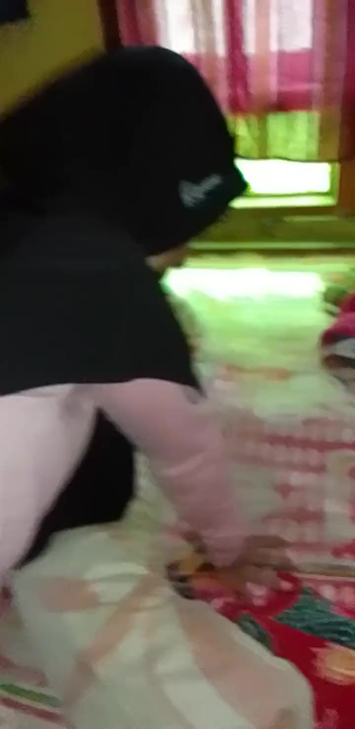 00:32 962 Dogy jilbab bini orang rumagiy034hr