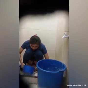 Ngintip pipis di SPBU 3 - ThisVid com - frm96bya43c4 - Bokep Indo - porno.bokepindo.com.co