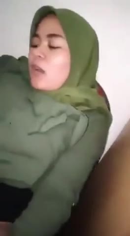 Jilbab di crotin di perut - DoodStream - coblmzzjzn2x - Bokep Indo - porno.bokepindo.com.co