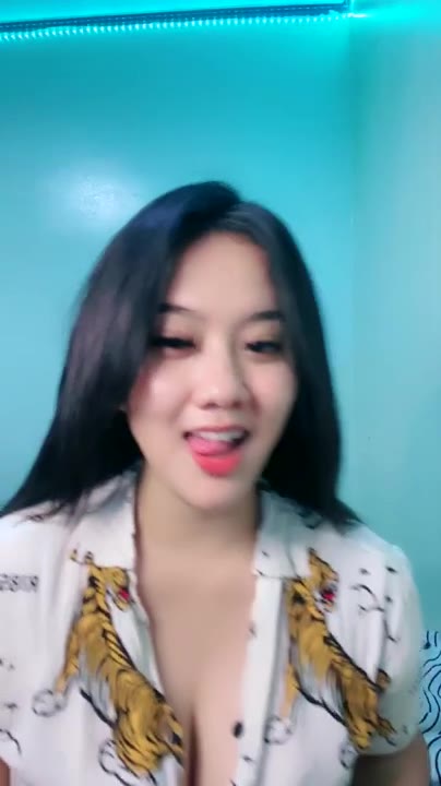 Si Cantik Chalisa Buka Kemeja Belahan Susu nya mulus banget - DoodStream - nmrdk1vhxxt0 - Bokep Indo - indo.bokep22.com