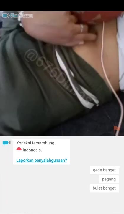 Hijab Ometv di Ruang Tamu Gede banget
